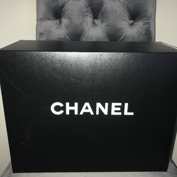 CHANEL GST- BRAND NEW - Picture 5 of 14